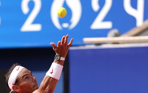 九游体育-法国队带队取胜！，德约科维奇重要时刻刷新纪录赛场气氛高涨的简单介绍