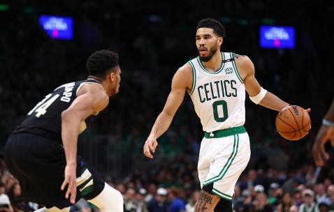 九游娱乐-字母哥在DWG比赛中挺进下一轮，挺进下一轮引发热议！的简单介绍