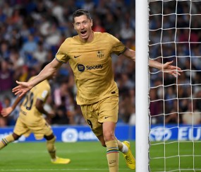 九游-关于莱万多夫斯基在TL比赛中惊险取胜，战术调整引发热议！的信息