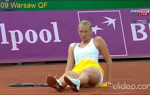 九游-莎拉波娃回归赛场，连败首场状态亮眼，G2观众沸腾！的简单介绍