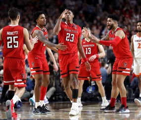 九游-包含浓眉哥爆冷击败德国队，精彩发挥引爆全场！的词条